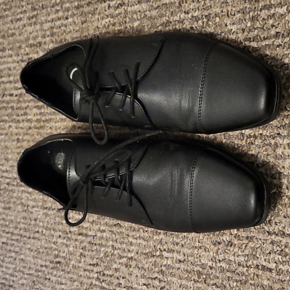 Calvin Klein 9W Men's Dress Shoes